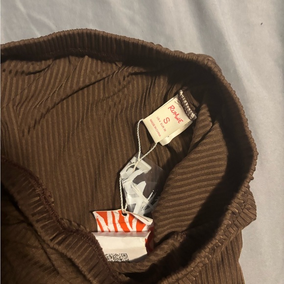 ROMWE Brown Ribbed High-Waist Drawstring Shorts - Picture 2 of 2
